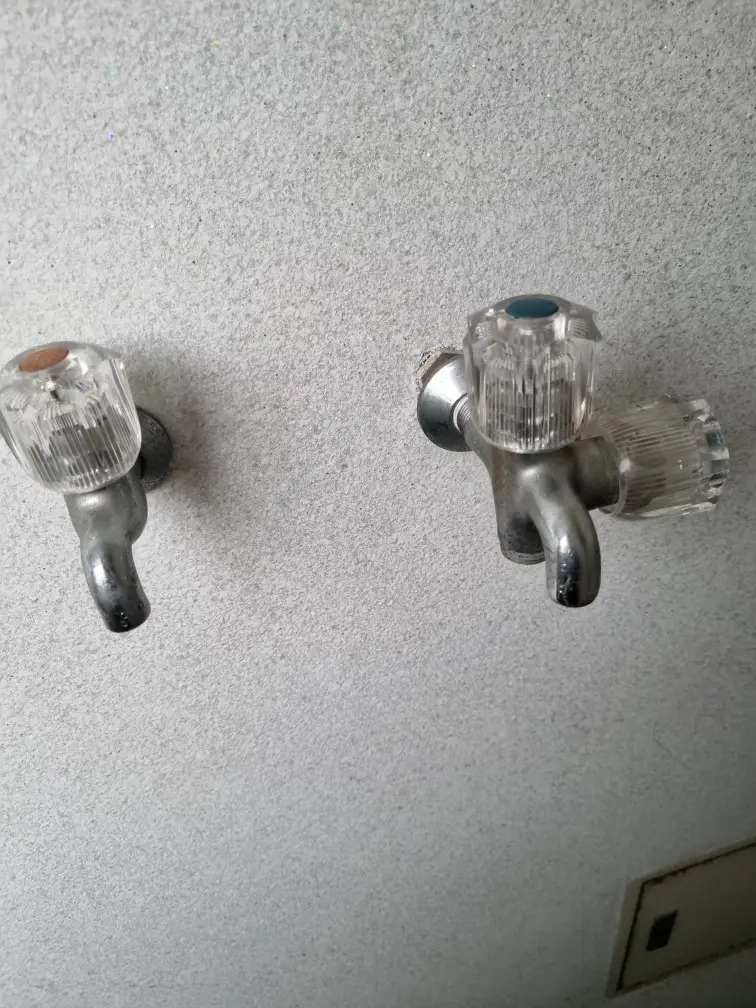 세탁실·베란다 수도꼭지 교체, 빨래용 수도 한 번에 새 걸로 바꿔 드립니다